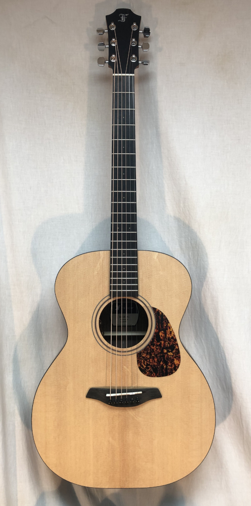 Furch Blue OM-SWa VTC w/ deluxe gigbag